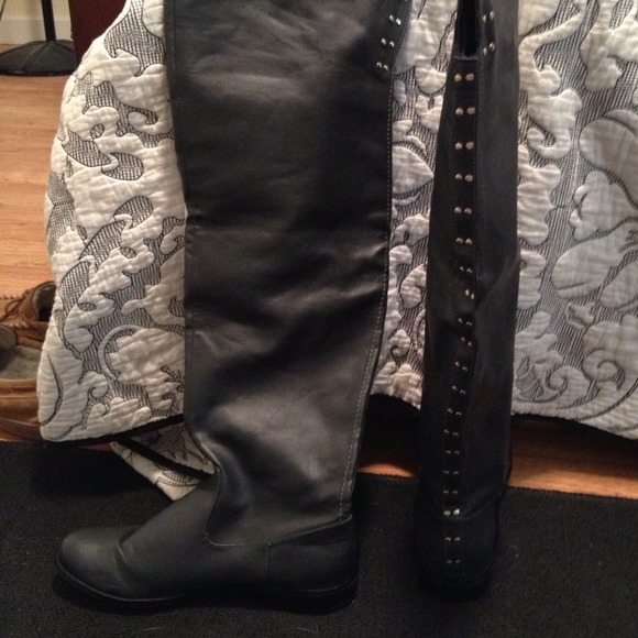 Over knee boots