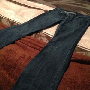 Size 31   7 for all mankind jeans Cut: FLYNT