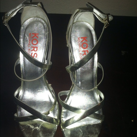 Michael Kors wedge sandal - Picture 3 of 3