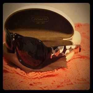 HOLD!!! Authentic coach sunglasses.