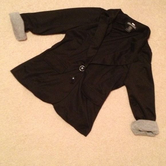 Black Blazer - Picture 2 of 4