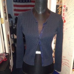 Gap navy sweater