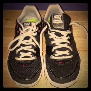 Nike HYPERTR Sneakers