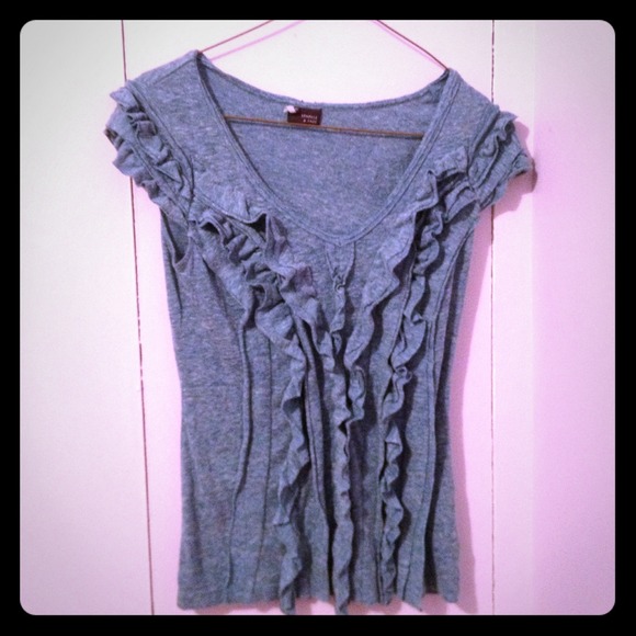 Urban ruffle shirt