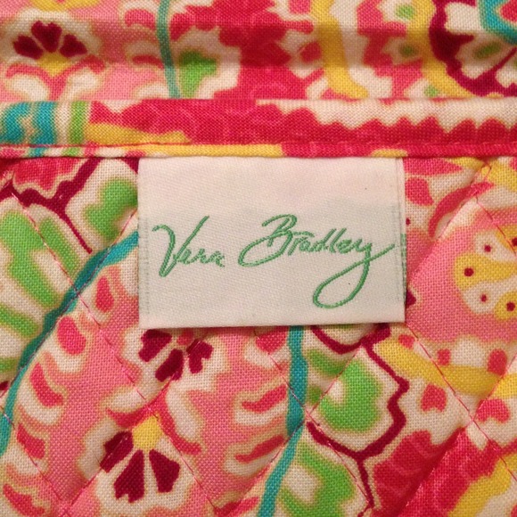 **SOLD**Vera Bradley large wallet - Picture 3 of 4