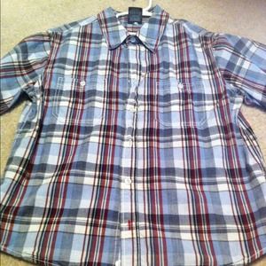 Boys plaid button up plaid shirt nwot