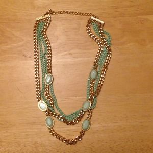Statement necklace