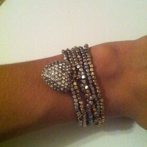 💕💕SOLD💕💕rhinestone heart bracelet