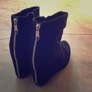 Jeffery Campbell ankle boots black zipper on back