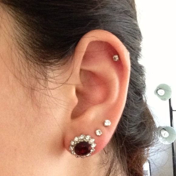 F21 earrings! - Picture 2 of 2