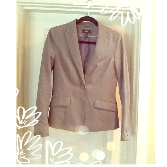 H&M: Taupe Blazer