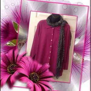 🔴🔴SOLD🔴🔴Button down 3/4 length sleeves