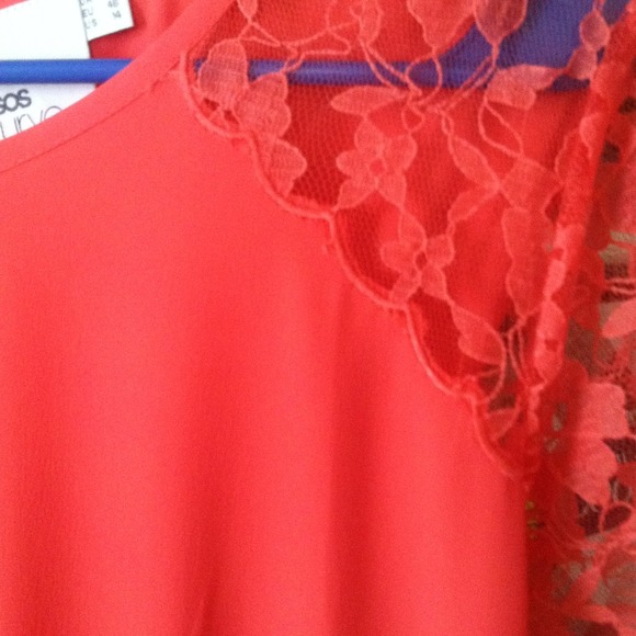 Size 14 coral ASOS curve dress. Never worn. - Picture 2 of 3