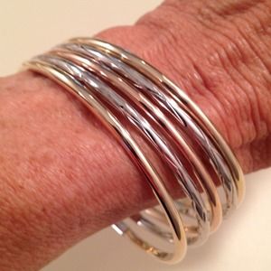 Set of 5 bangles