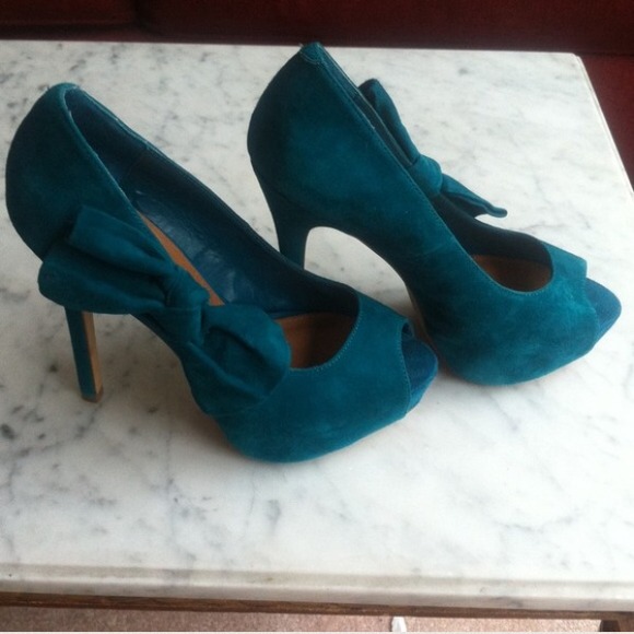 🎉HP🎉 New Steve Madden Bowderek suede pump SZ 7.5 - Picture 2 of 4