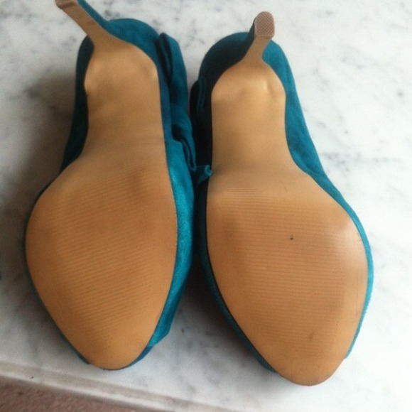 🎉HP🎉 New Steve Madden Bowderek suede pump SZ 7.5 - Picture 4 of 4