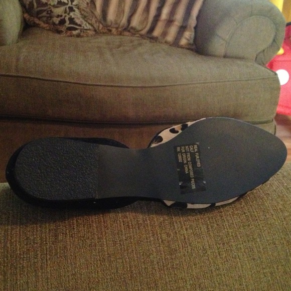 Sold - Picture 3 of 3