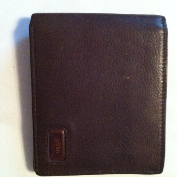 Men's Fossil leather wallet with original box