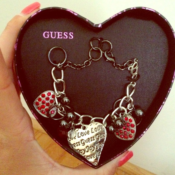 Guess charm bracelet!