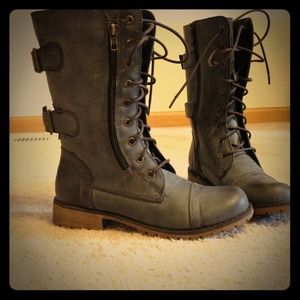*NEW* Brownish Gray Combat Boots