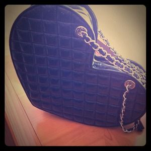 bebe heart shaped bag