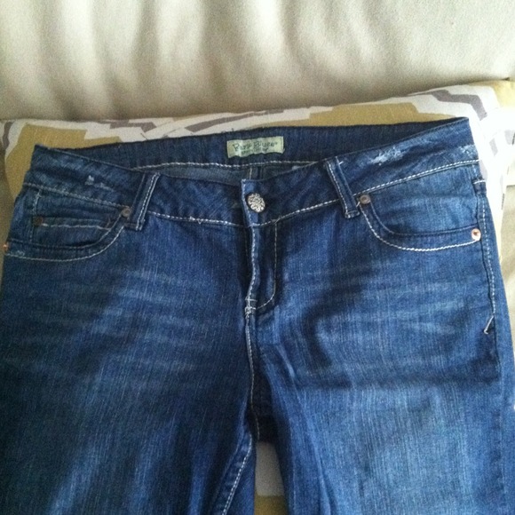Shorts - Picture 2 of 4
