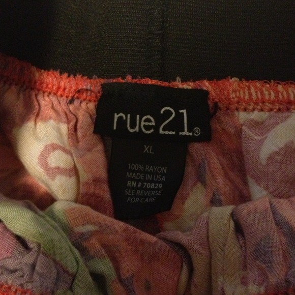 Floral skirt :) - Picture 2 of 2