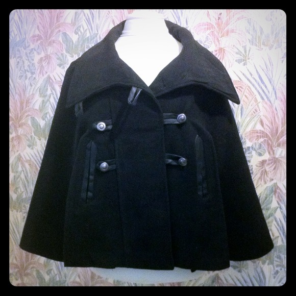 City chic cape