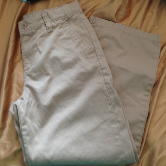 ❌SOLD❌BOYS Old Navy Khakis🍁