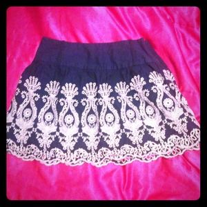 Rachael and Chloe skirt size small.