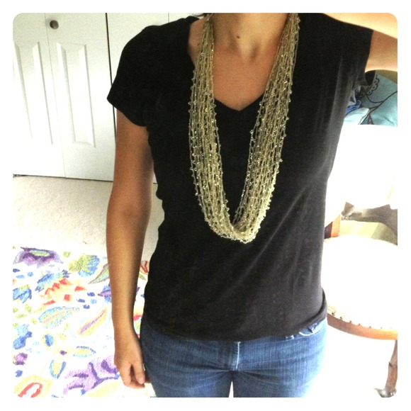 🎉✨PRICE REDUCED✨🎉.  LOFT long beaded necklace
