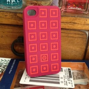💯 Authentic Tory Burch iphone 4/4s case🚫bundle🚫