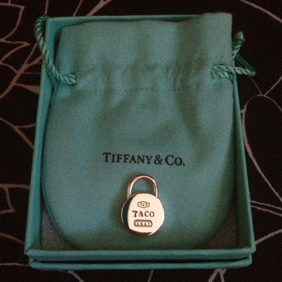 Tiffany 1837 lock charm