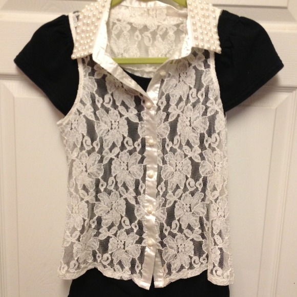 White lace pearled boutique vest cover up