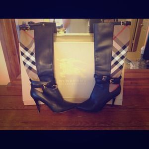 Reduced! Authentic Knee high Burberry boots
