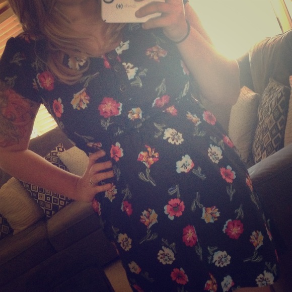 ⛔️⛔️SOLD⛔️⛔️Floral 50's style dress