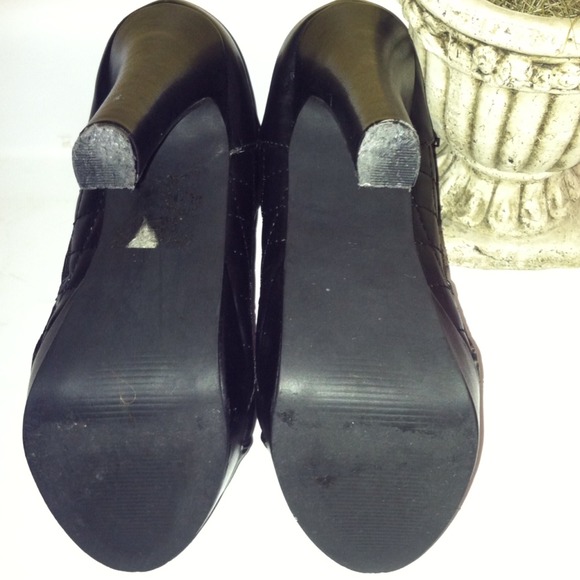 ⭕SOLD IN BUNDLE⭕ - Picture 3 of 4