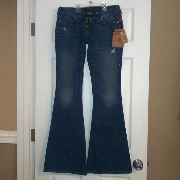 *SOLD* True Religion Lace up Jeans