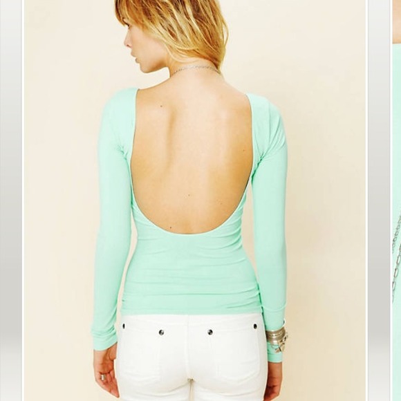 ❌❌SOLD❌❌Solid low back cami