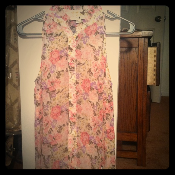 A floral top!