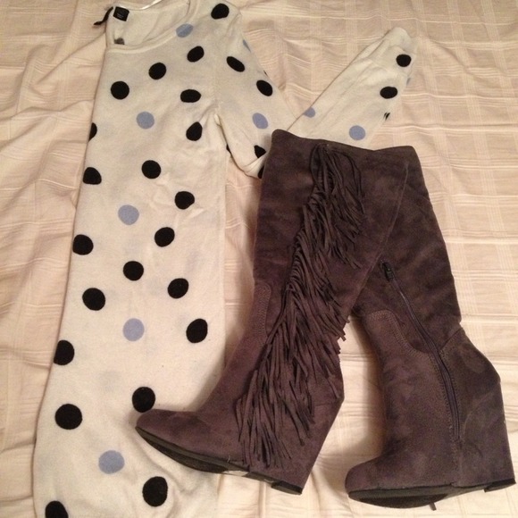 SOLD IN BUNDLE - Picture 4 of 4