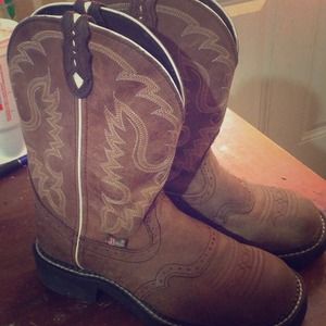 Justin cowboy boots