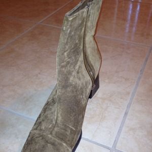 Suede  light brown/ cinnamon  color boots