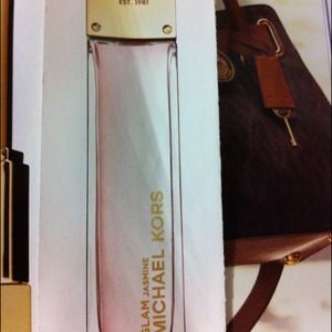 Looking for this MK perfume