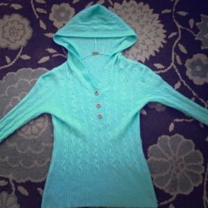 🎀Beyond Gorgeous Hooded Cashmere Sweater🎀
