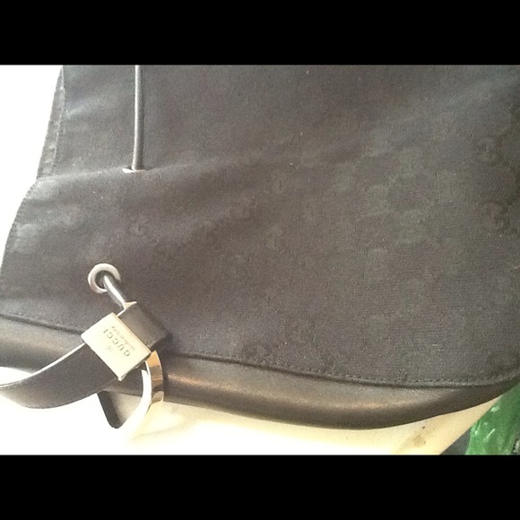 Gucci Guccissma Pouchette - Picture 2 of 4