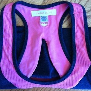 SoLow Sport work out tank