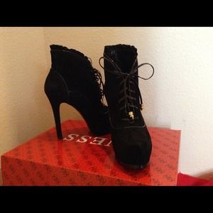 Guess booties black awesome