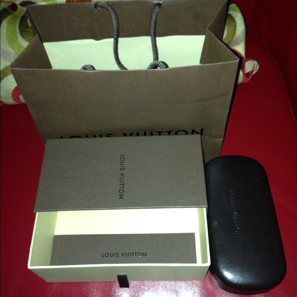 Louis Vuitton ATTITUDE PILOTE Sunglasses - Picture 3 of 4