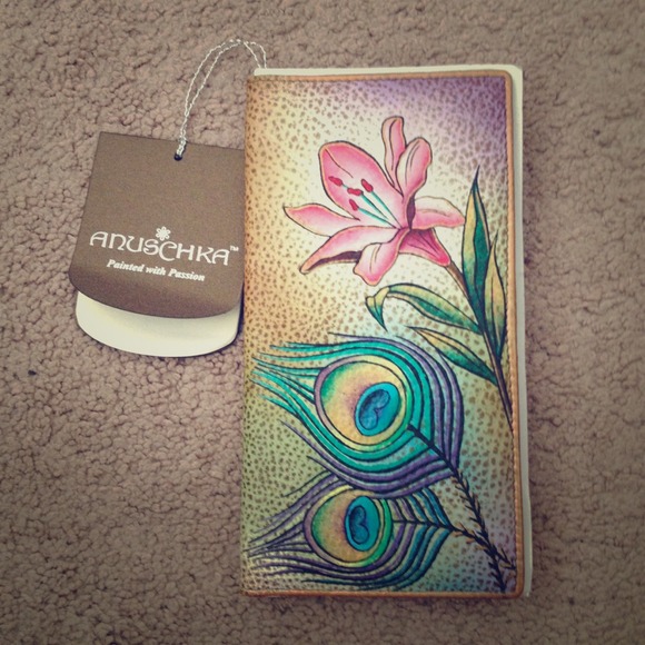 🚫SOLD🚫NWT authentic Anuschka wallet